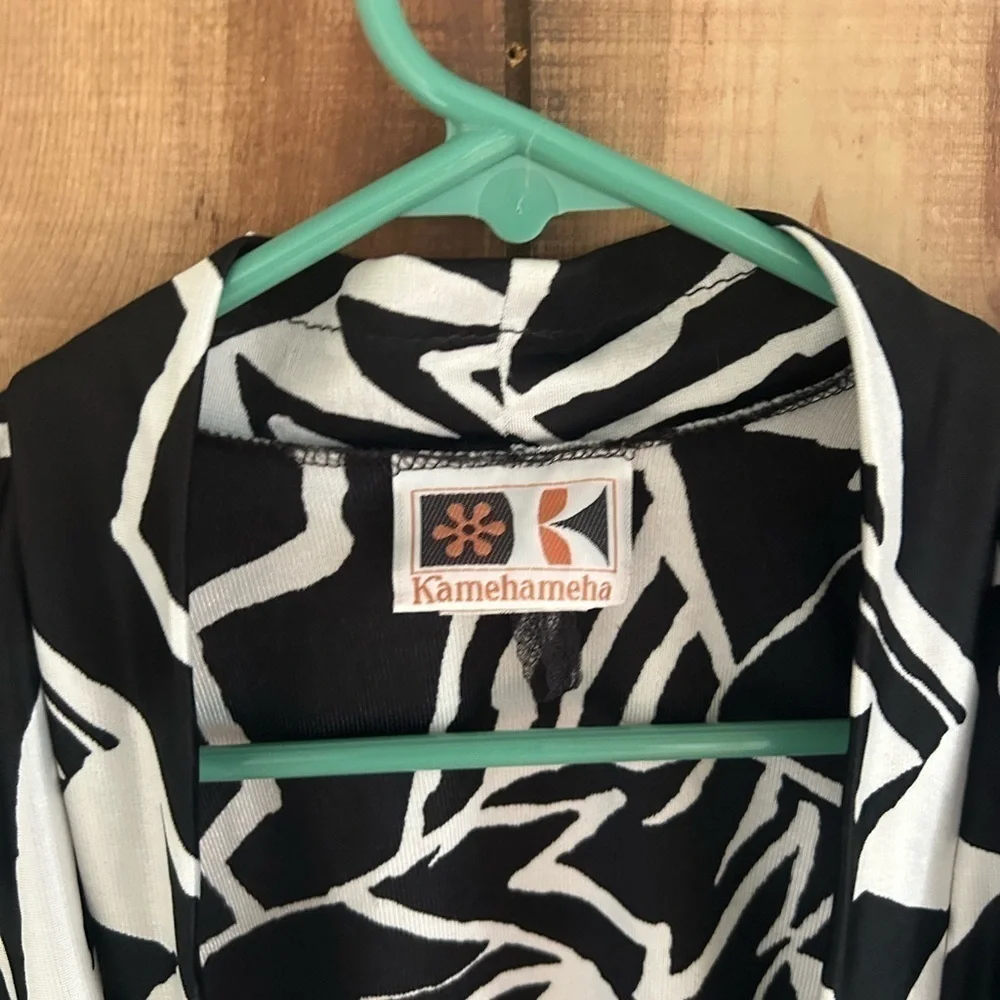 Vintage KAMEHAMEHA Short Sleeves Cardigan Size Small
